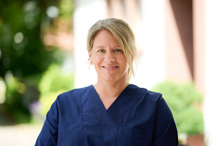 Zezeptionsleitung_Augenabteilung-Portrait-Janine-Ganski-c-Klinik-Manhagen