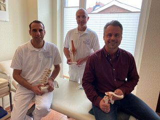 csm_20211027_MVZ_Manhagen_neues_AErzteteam_kaltenkirchen