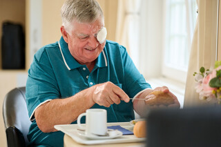 Augenklinik-Fruehstueck-c-Klinik_Manhagen